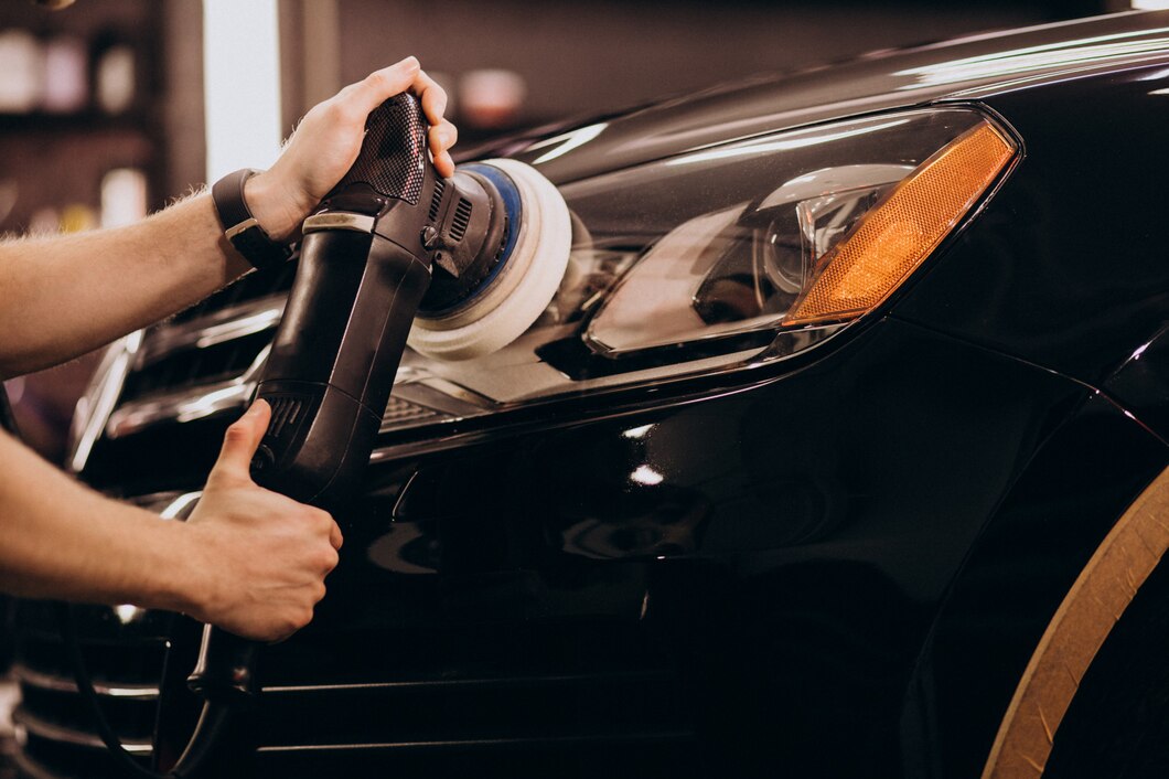 Jak prawidłowo czyścić i pielęgnować lakier samochodowy?